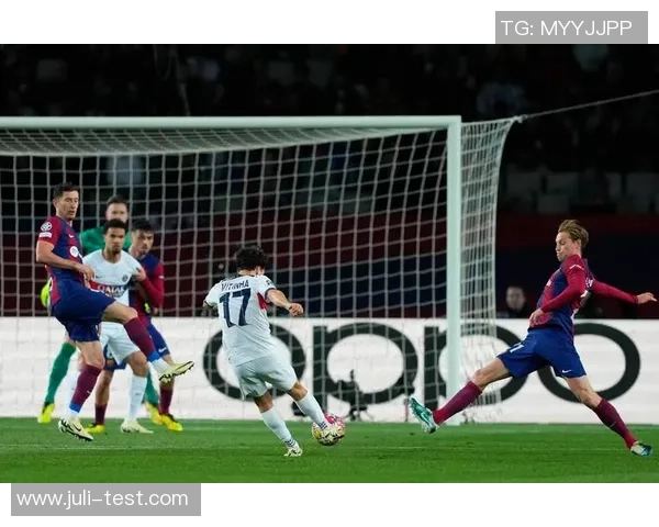 欧冠决赛巴塞罗那对决强敌展现足球巅峰对抗的精彩瞬间